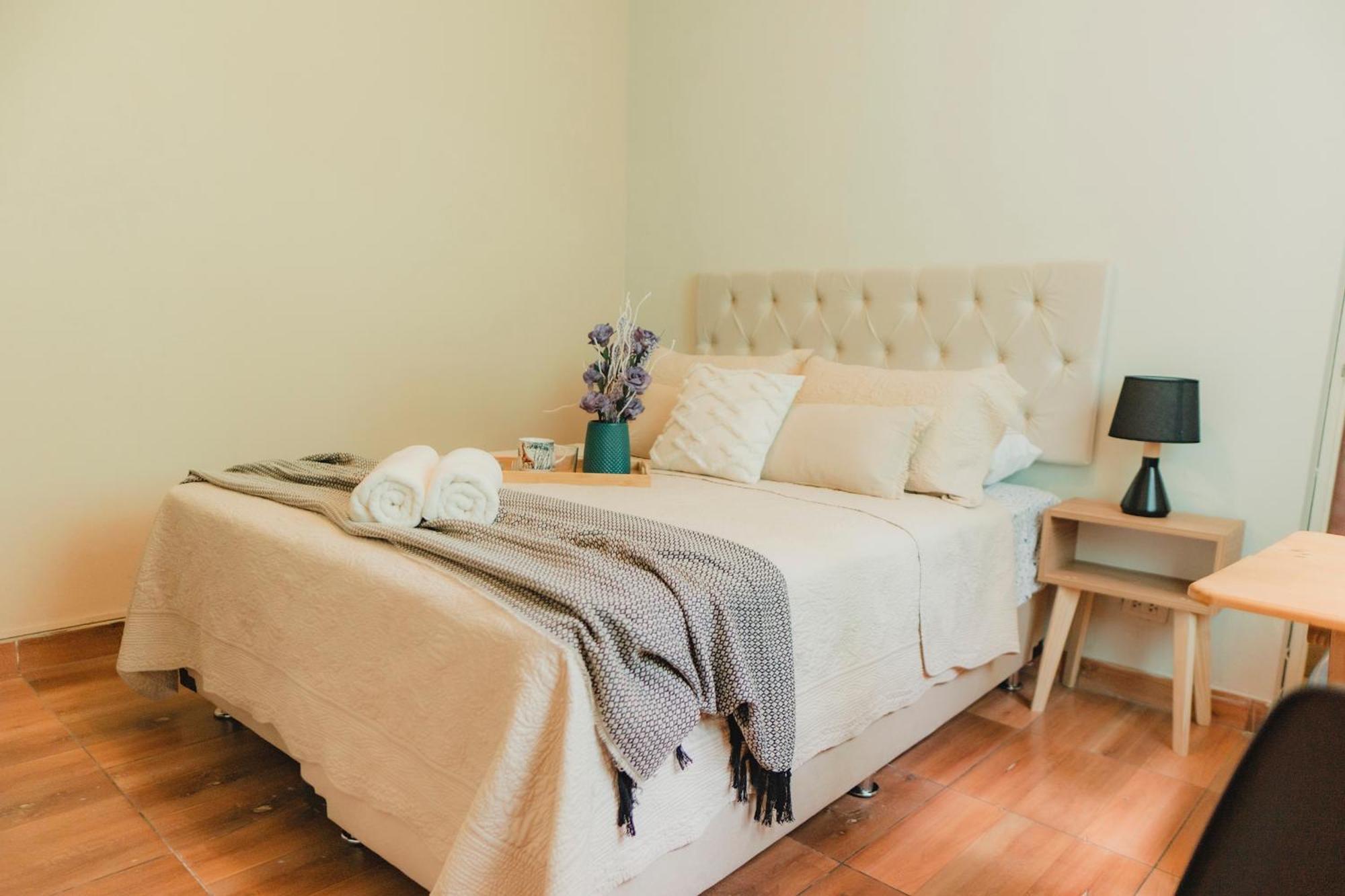 Casa Bellido - Miraflores Private Rooms - Cocina Compartida - Wifi Лима Екстериор снимка